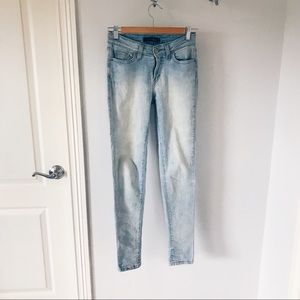 levi’s jeans